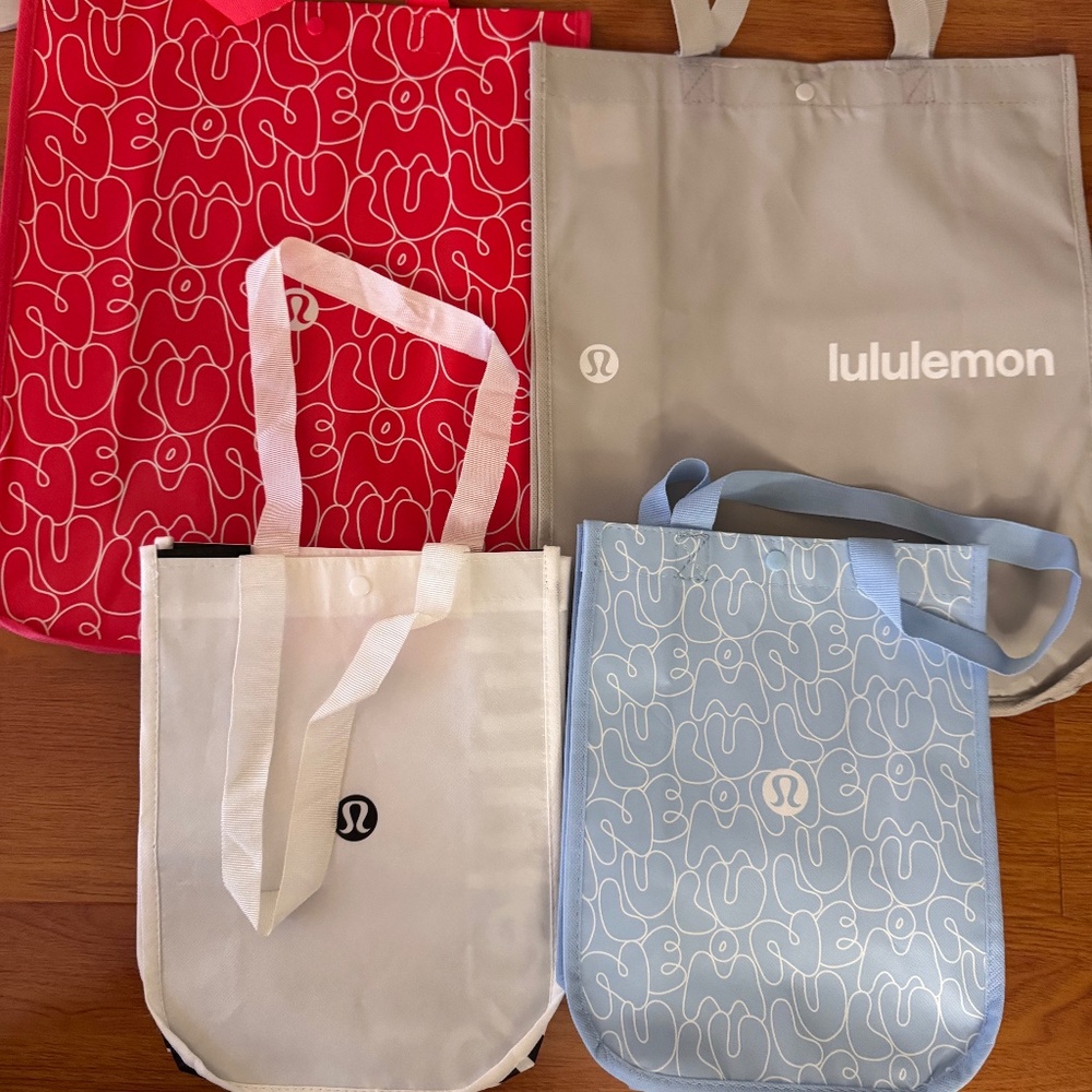 Brand new lululemon reusable bags bundle of 4